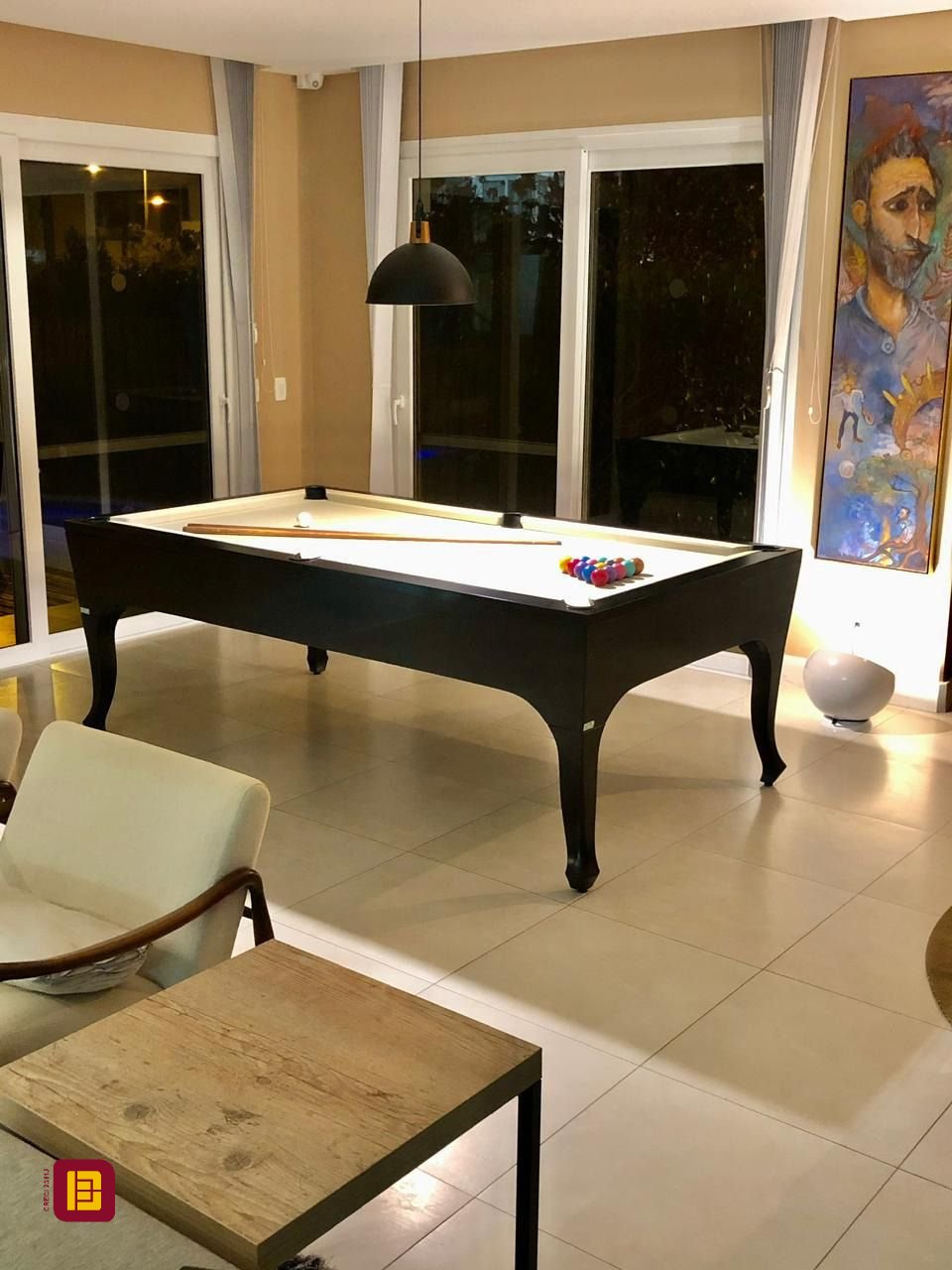 Casa com 436m², 9 quartos (sendo 4 suítes), 4 garagens, no bairro Jurerê Internacional em Florianópolis