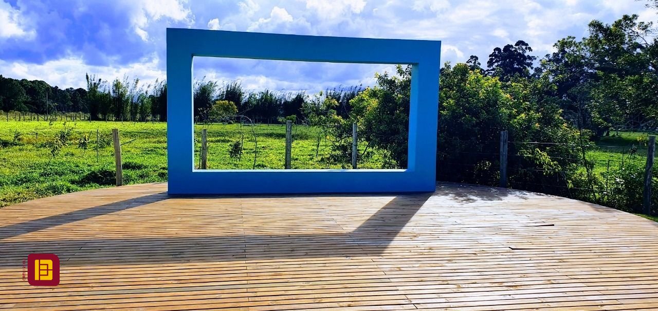 Terreno com 360m², no bairro Canasvieiras em Florianópolis