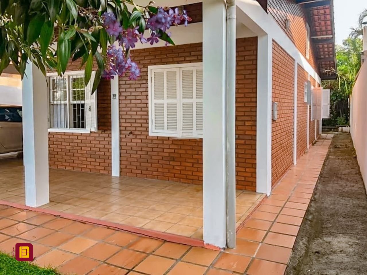 Casa com 127m², 3 quartos, 3 garagens, no bairro Canasvieiras em Florianópolis