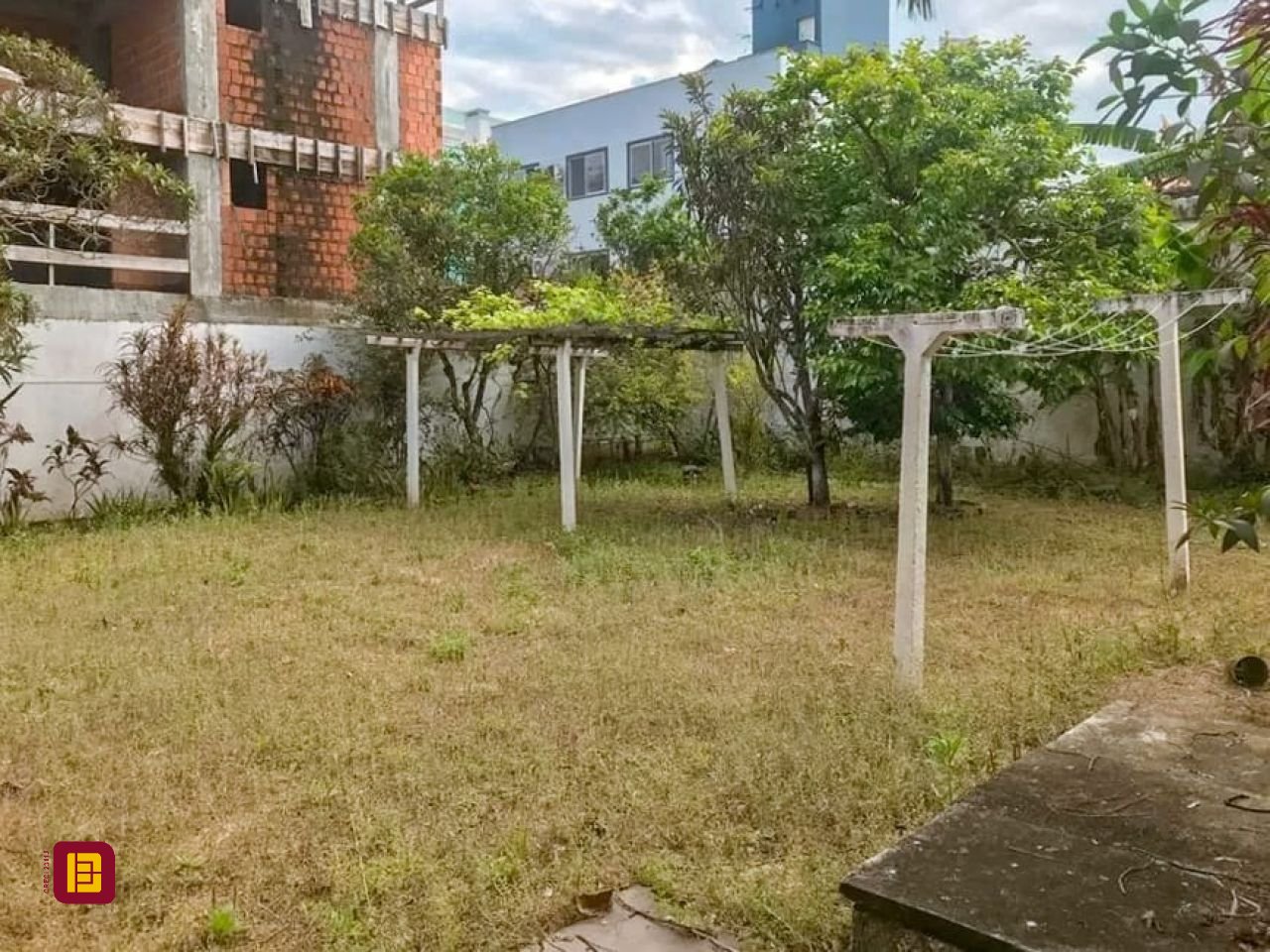 Casa com 127m², 3 quartos, 3 garagens, no bairro Canasvieiras em Florianópolis