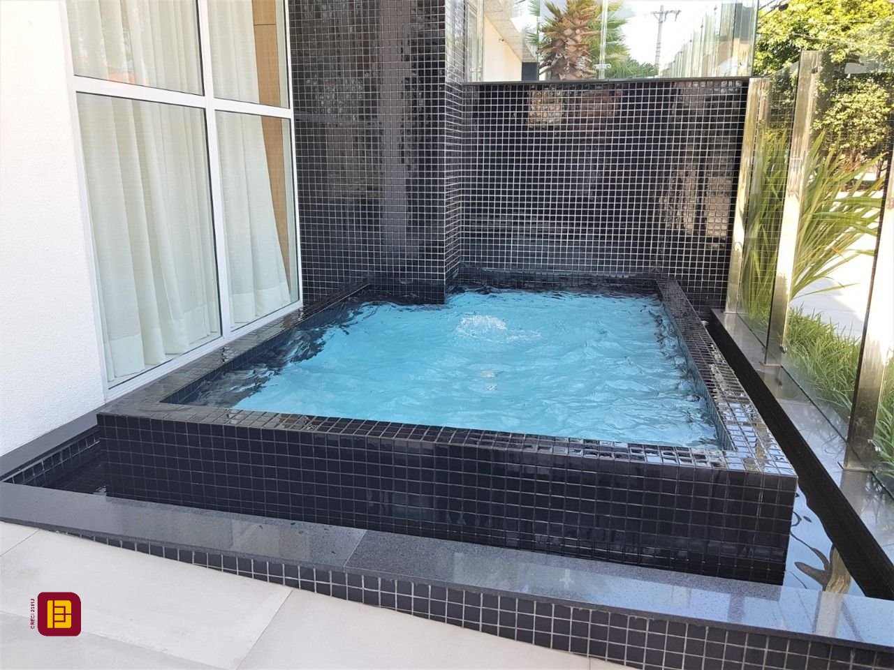 Apartamento com 92m², 4 quartos (sendo 1 suíte), 2 garagens, no bairro Kobrasol em São José