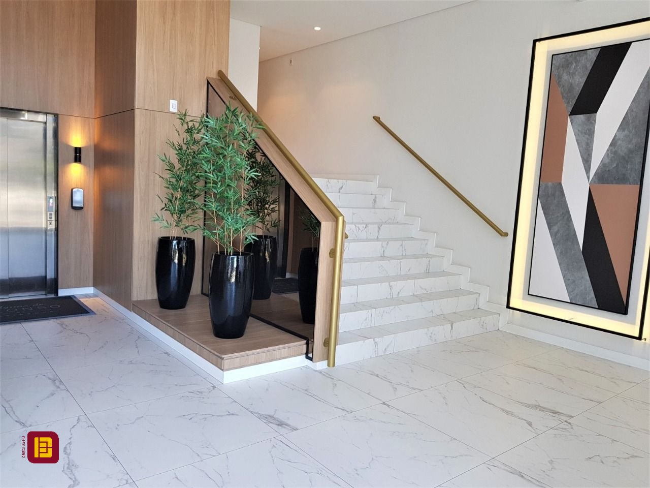 Apartamento com 92m², 4 quartos (sendo 1 suíte), 2 garagens, no bairro Kobrasol em São José