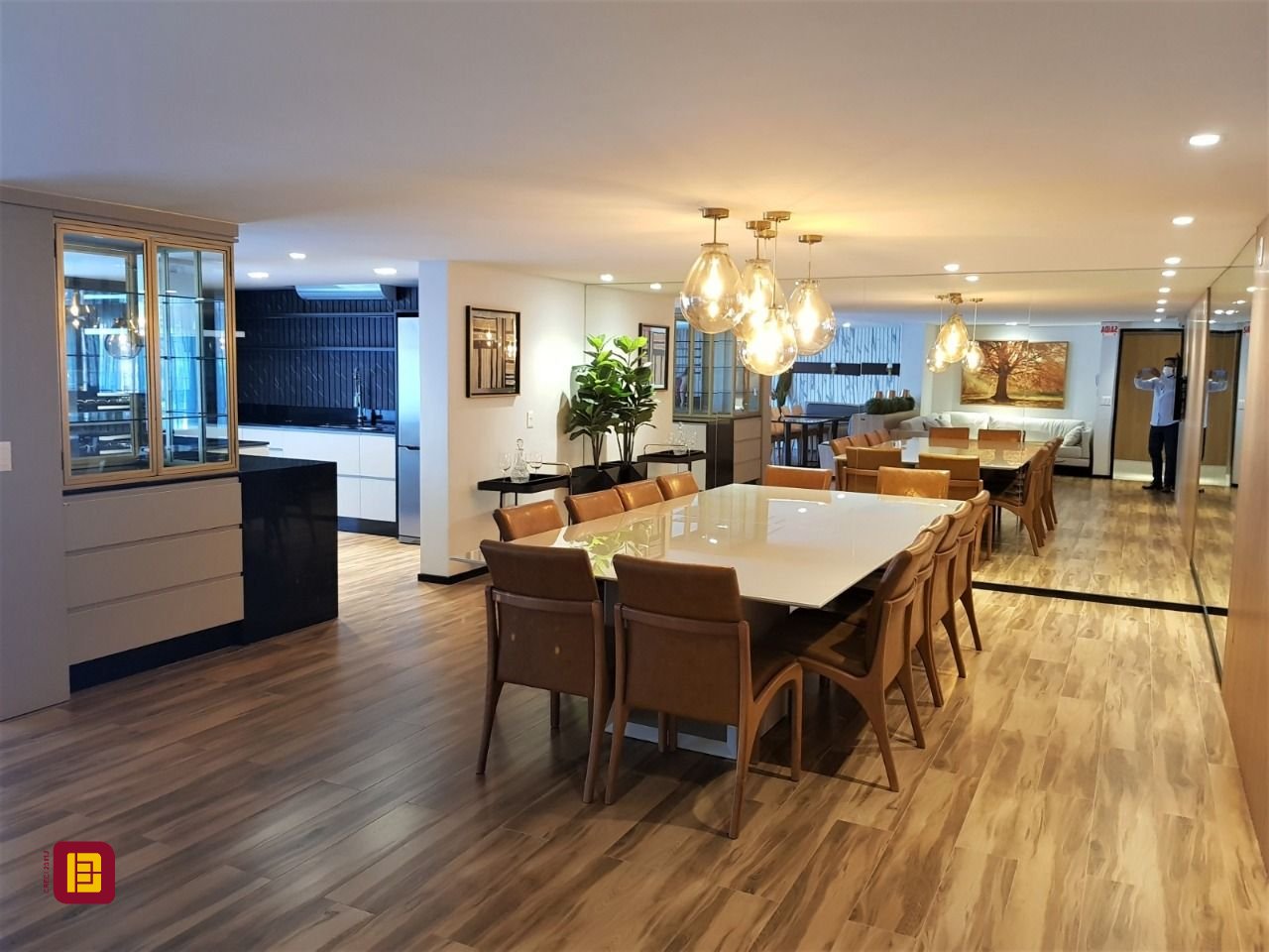 Apartamento com 92m², 4 quartos (sendo 1 suíte), 2 garagens, no bairro Kobrasol em São José