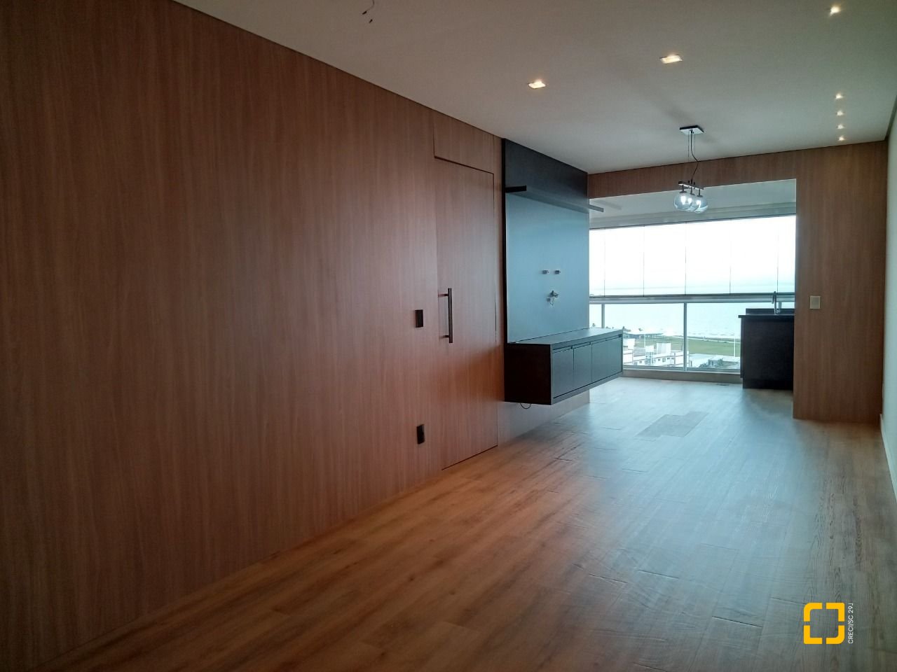 Apartamento com 92m², 4 quartos (sendo 1 suíte), 2 garagens, no bairro Kobrasol em São José