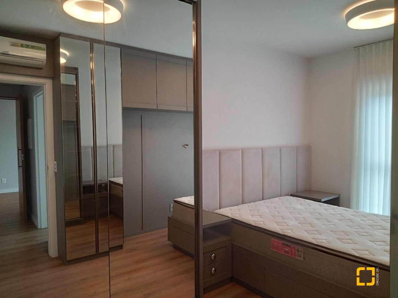 Apartamento com 92m², 4 quartos (sendo 1 suíte), 2 garagens, no bairro Kobrasol em São José