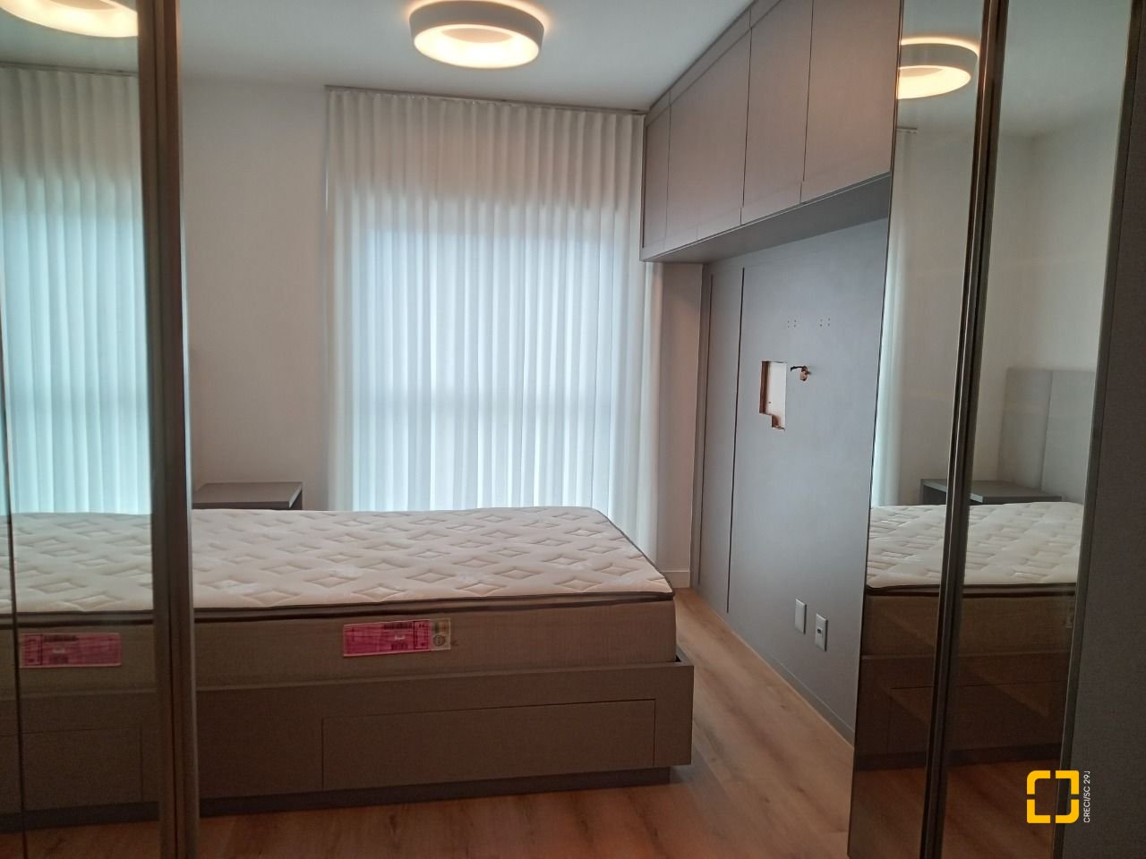 Apartamento com 92m², 4 quartos (sendo 1 suíte), 2 garagens, no bairro Kobrasol em São José