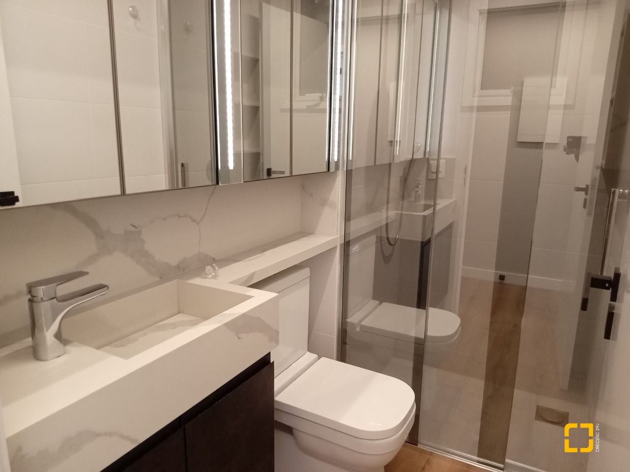 Apartamento com 92m², 4 quartos (sendo 1 suíte), 2 garagens, no bairro Kobrasol em São José