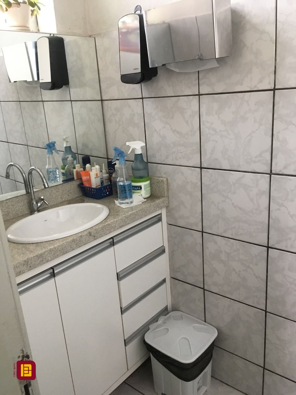 Sala com 50m², no bairro Centro em Florianópolis