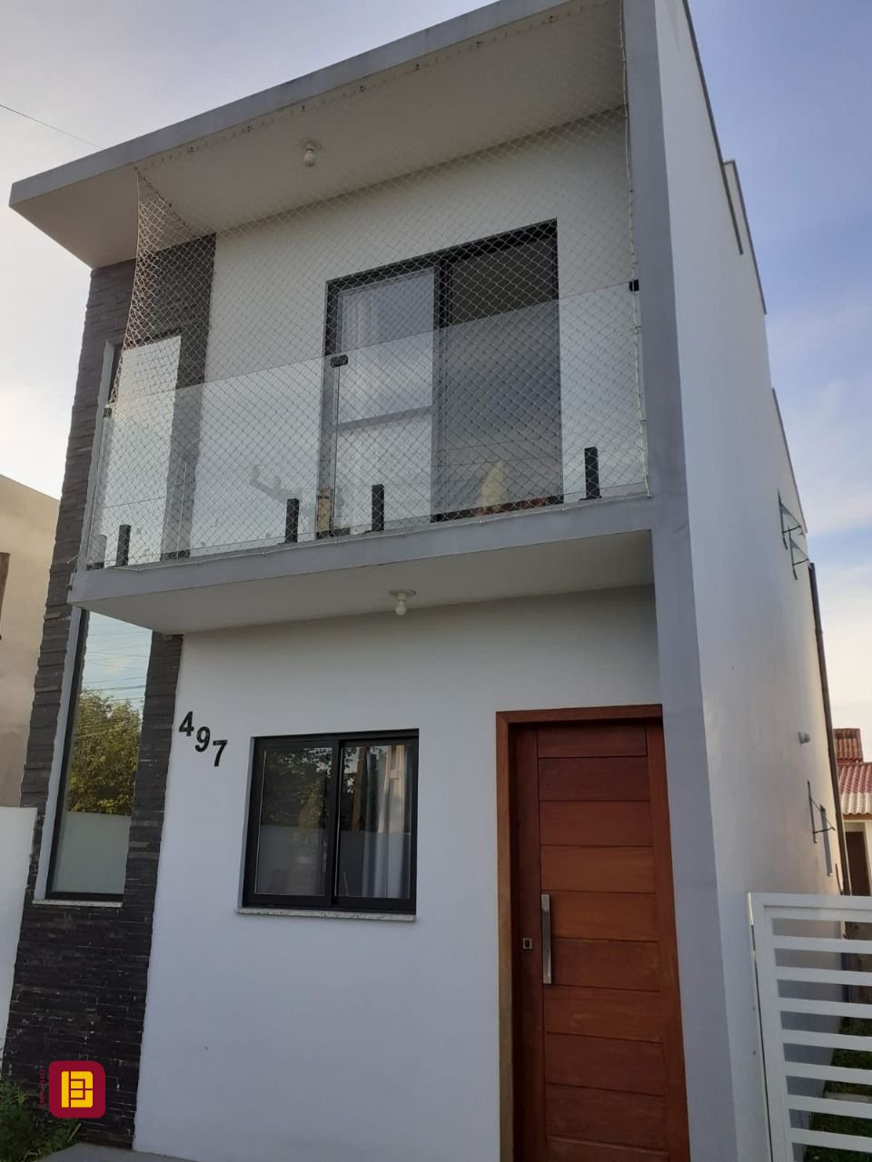 Casa com 105m², 4 quartos (sendo 2 suítes), 1 garagem, no bairro Rio Vermelho em Florianópolis