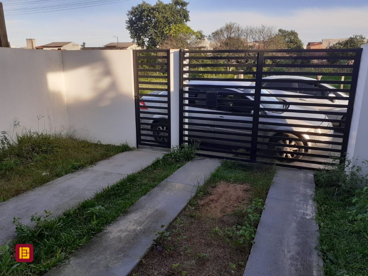Casa com 105m², 4 quartos (sendo 2 suítes), 1 garagem, no bairro Rio Vermelho em Florianópolis