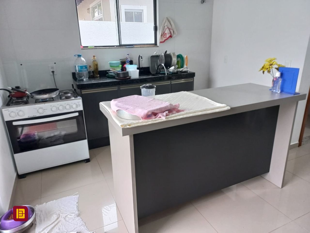 Casa com 105m², 4 quartos (sendo 2 suítes), 1 garagem, no bairro Rio Vermelho em Florianópolis