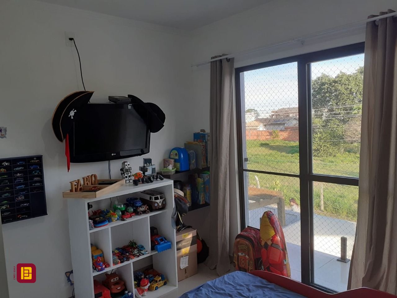 Casa com 105m², 4 quartos (sendo 2 suítes), 1 garagem, no bairro Rio Vermelho em Florianópolis