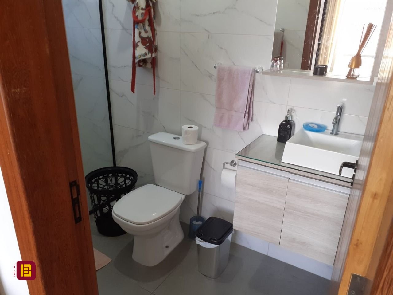 Casa com 105m², 4 quartos (sendo 2 suítes), 1 garagem, no bairro Rio Vermelho em Florianópolis