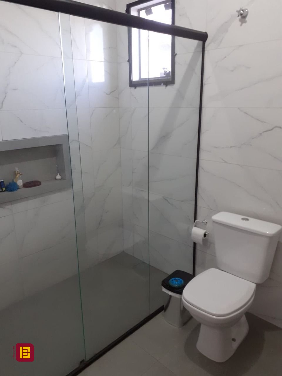 Casa com 105m², 4 quartos (sendo 2 suítes), 1 garagem, no bairro Rio Vermelho em Florianópolis