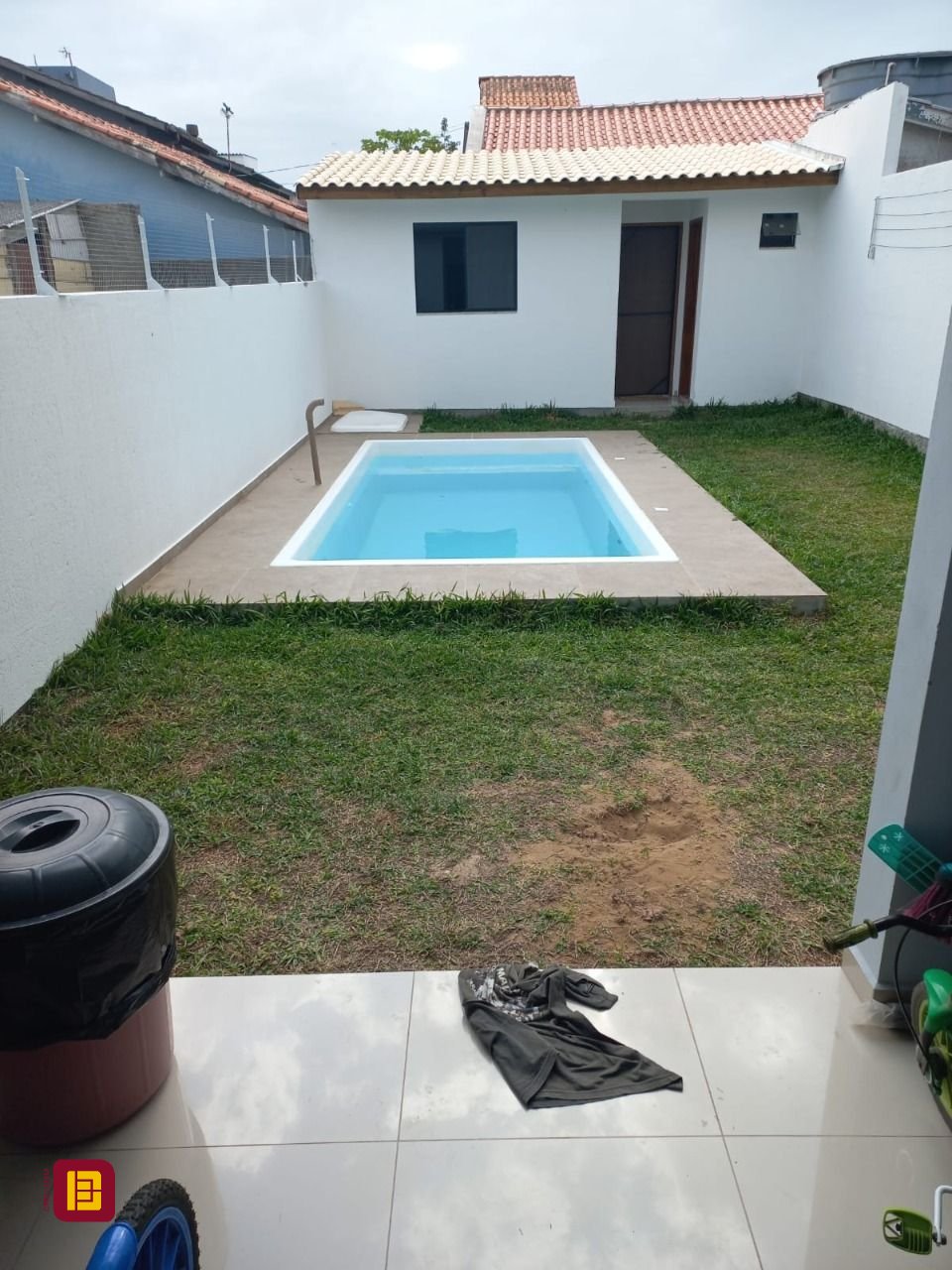 Casa com 105m², 4 quartos (sendo 2 suítes), 1 garagem, no bairro Rio Vermelho em Florianópolis