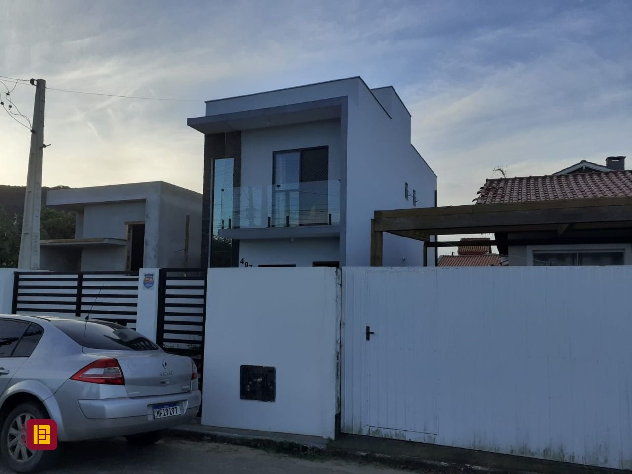 Casa com 105m², 4 quartos (sendo 2 suítes), 1 garagem, no bairro Rio Vermelho em Florianópolis