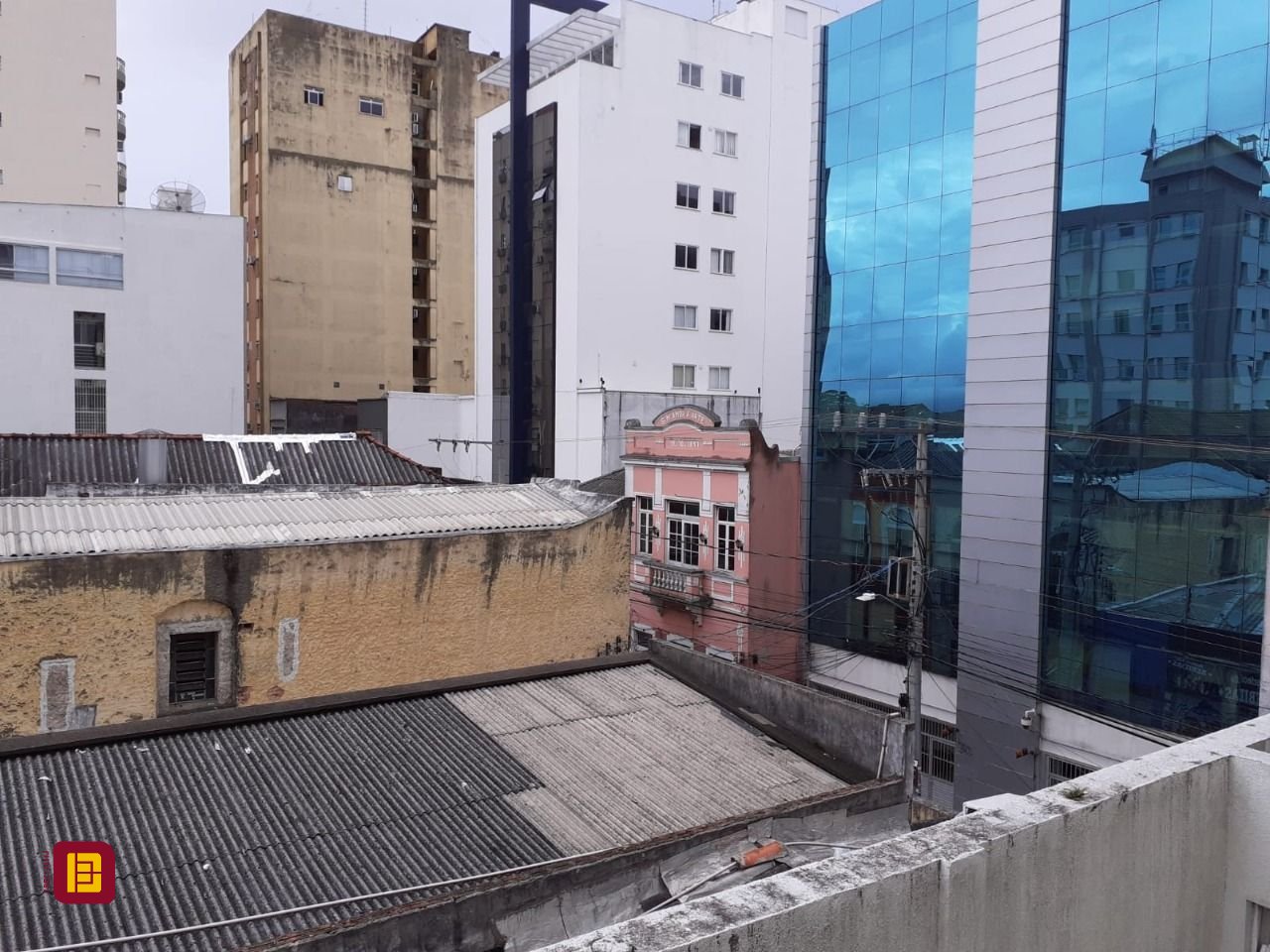 Apartamento com 72m², 2 quartos, no bairro Centro em Florianópolis