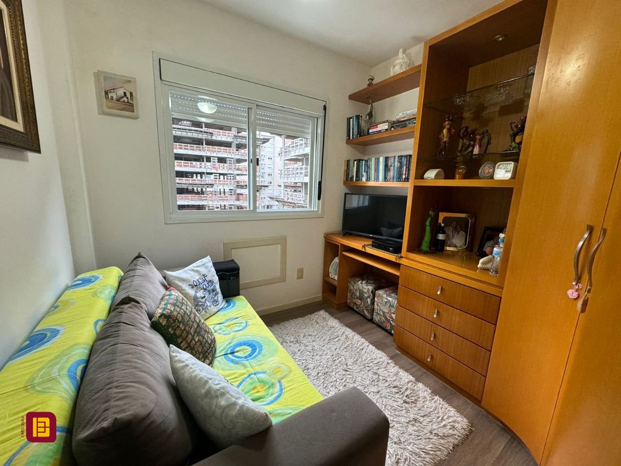 Cobertura com 182m², 3 quartos (sendo 1 suíte), 2 garagens, no bairro Córrego Grande em Florianópolis