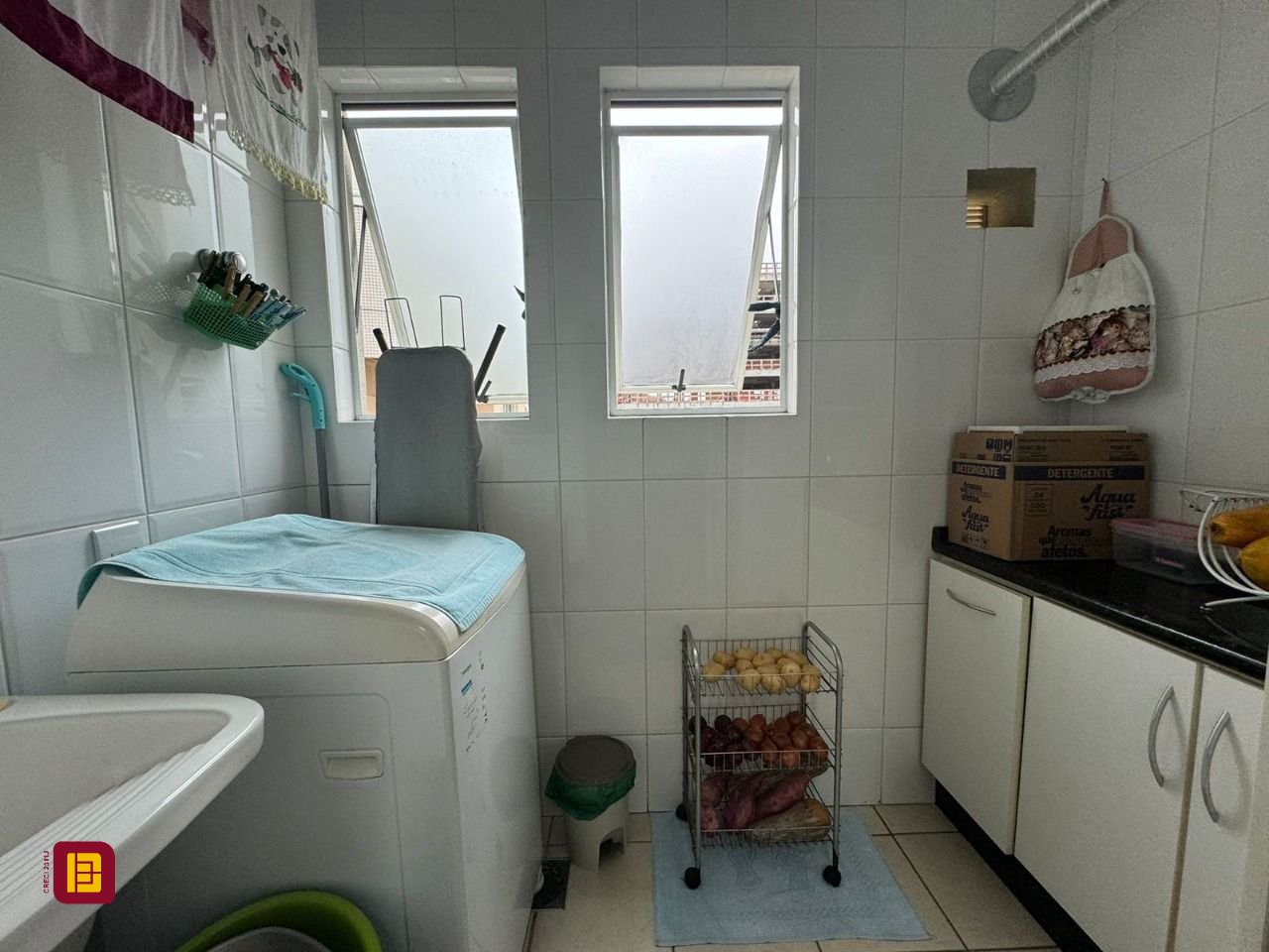 Cobertura com 182m², 3 quartos (sendo 1 suíte), 2 garagens, no bairro Córrego Grande em Florianópolis