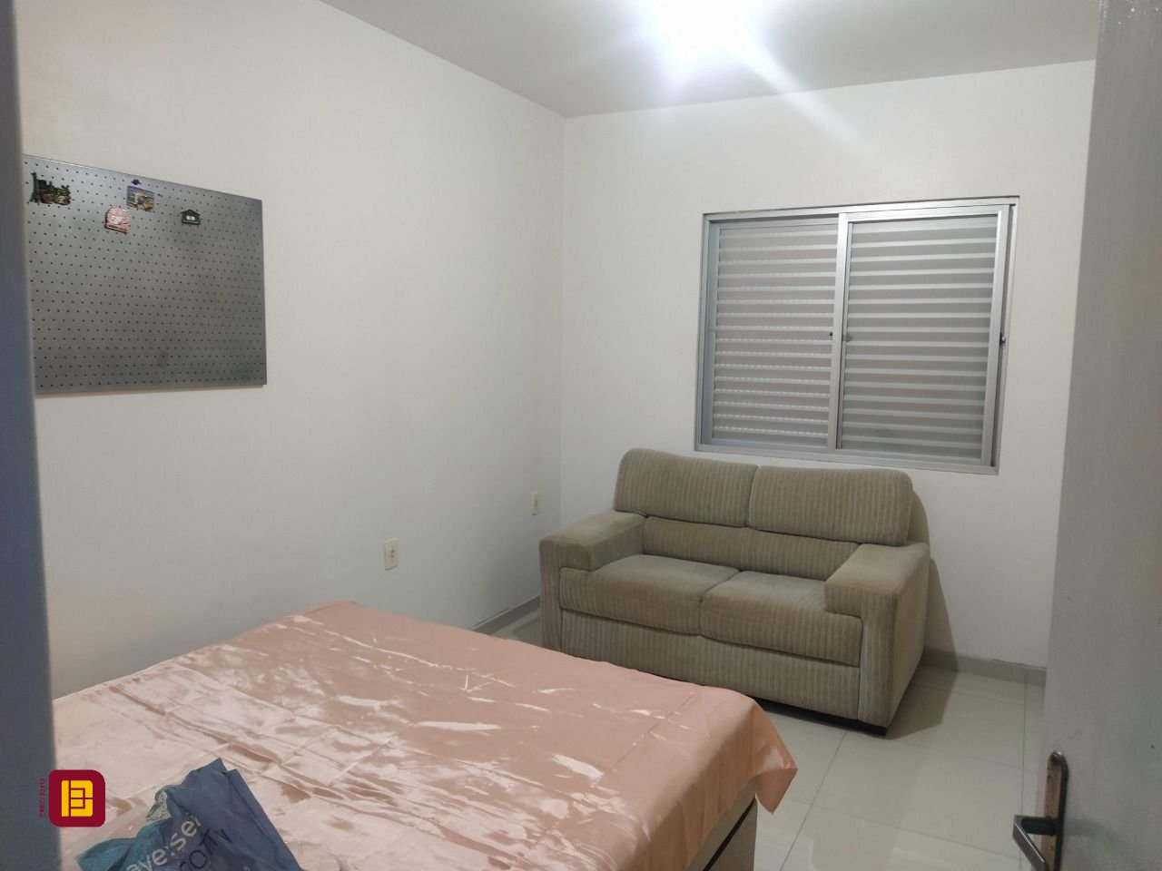 Casa com 85m², 2 quartos, 3 garagens, no bairro Ribeirão da Ilha em Florianópolis