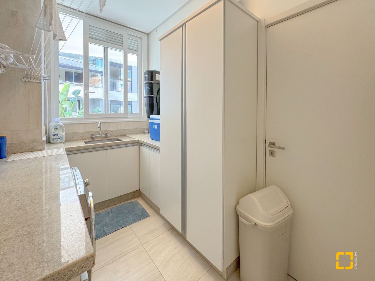 Apartamento com 180m², 3 quartos (sendo 3 suítes), 2 garagens, no bairro Novo Campeche em Florianopolis