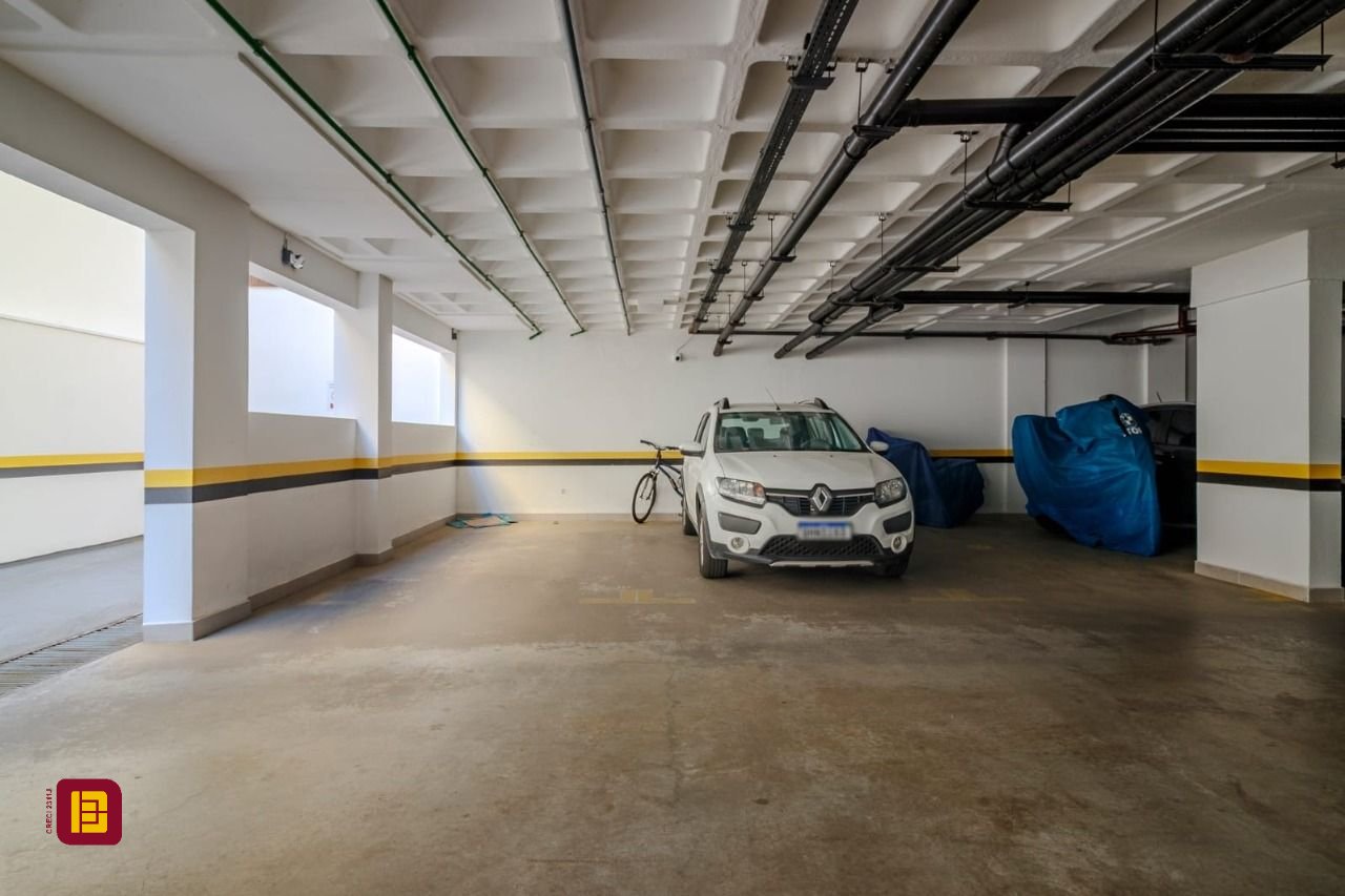 Apartamento com 180m², 3 quartos (sendo 3 suítes), 2 garagens, no bairro Novo Campeche em Florianopolis
