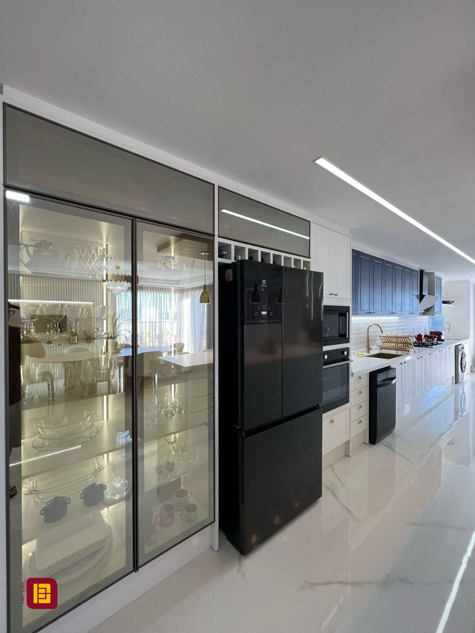 Cobertura com 195m², 6 quartos (sendo 3 suítes), 2 garagens, no bairro Ingleses em Florianópolis