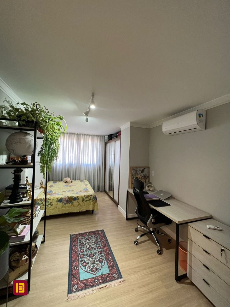 Cobertura com 195m², 6 quartos (sendo 3 suítes), 2 garagens, no bairro Ingleses em Florianópolis
