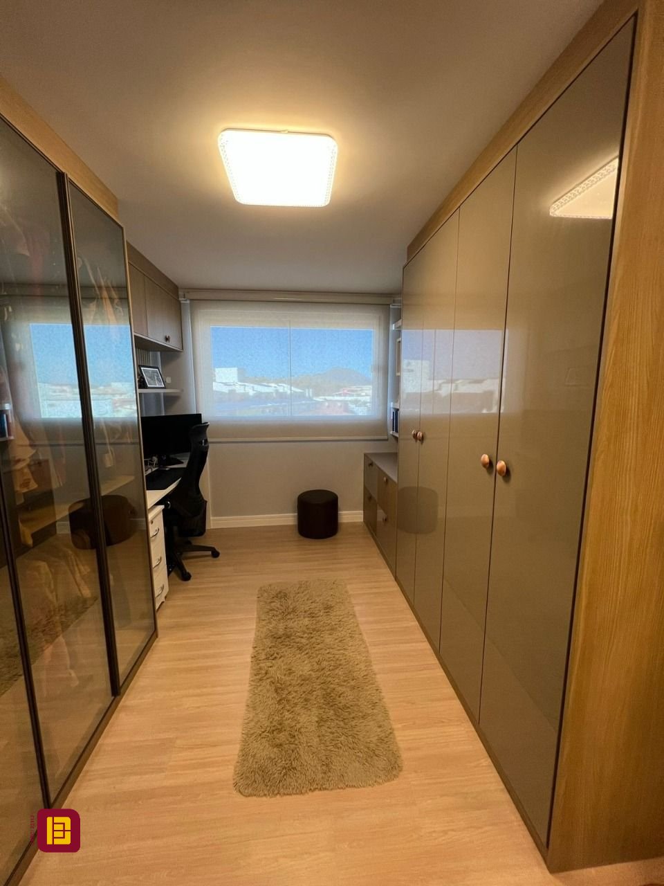 Cobertura com 195m², 6 quartos (sendo 3 suítes), 2 garagens, no bairro Ingleses em Florianópolis