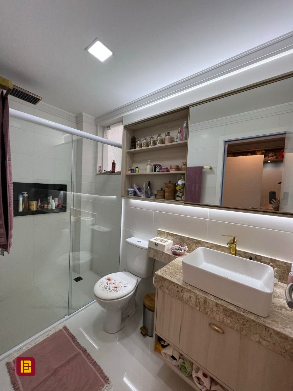 Cobertura com 195m², 6 quartos (sendo 3 suítes), 2 garagens, no bairro Ingleses em Florianópolis