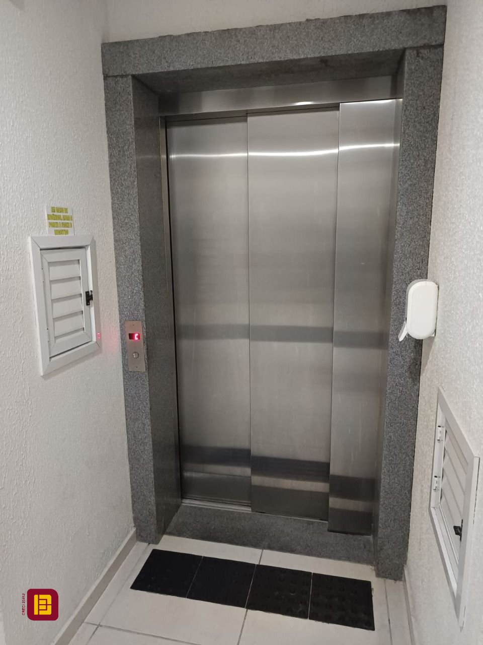 Apartamento com 109m², 4 quartos (sendo 1 suíte), 1 garagem, no bairro Ingleses em Florianópolis
