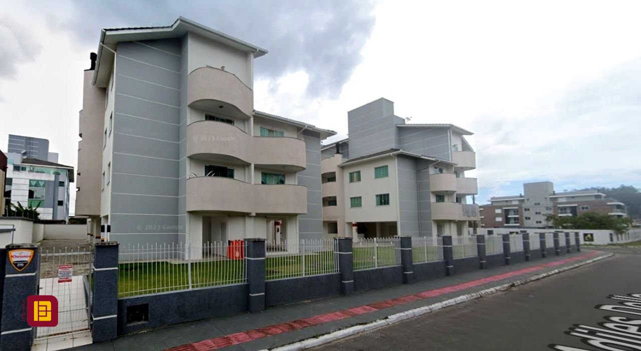 Apartamento com 109m², 3 quartos (sendo 1 suíte), 1 garagem, no bairro Ingleses em Florianópolis