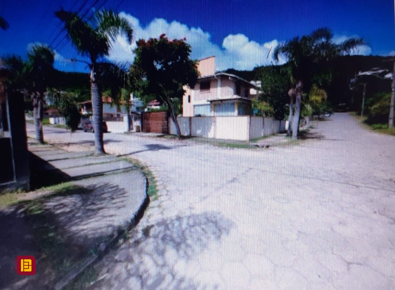 Terreno com 540m², no bairro Praia Brava em Florianópolis