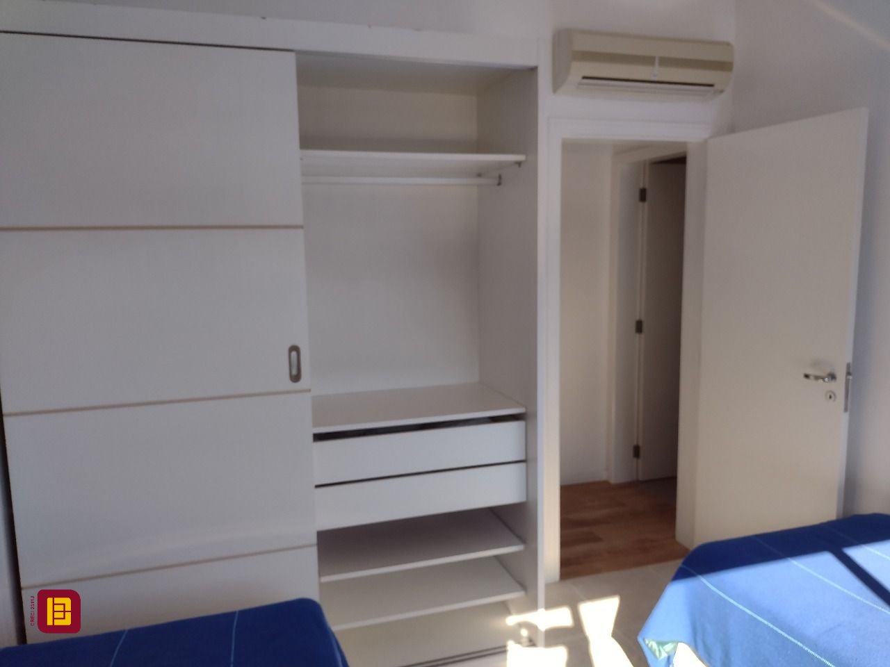 Apartamento com 96m², 4 quartos (sendo 1 suíte), 2 garagens, no bairro Jurerê em Florianópolis