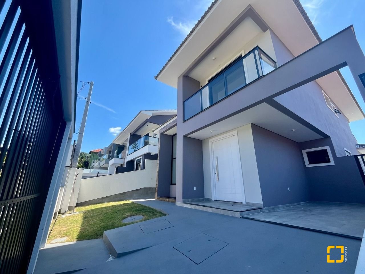 Casa com 179m², 6 quartos (sendo 3 suítes), no bairro Lagoa da Conceição em Florianópolis