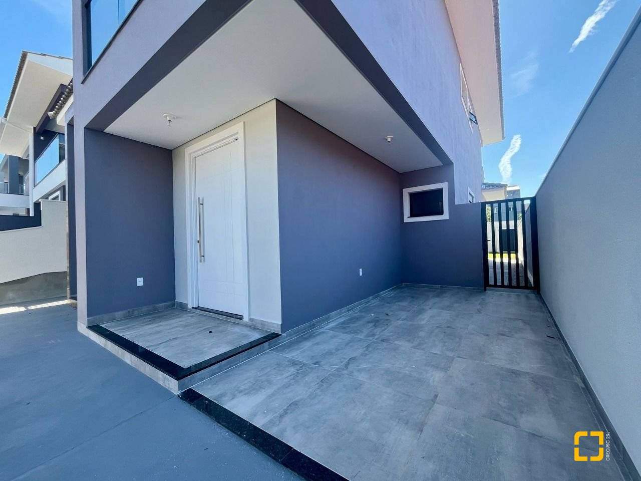 Casa com 179m², 6 quartos (sendo 3 suítes), no bairro Lagoa da Conceição em Florianópolis
