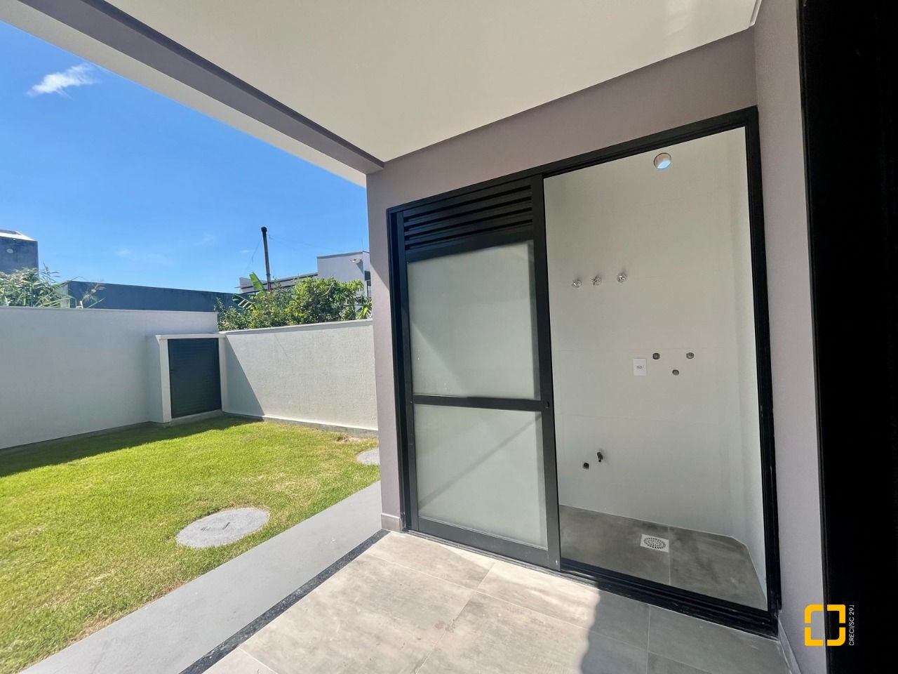 Casa com 179m², 6 quartos (sendo 3 suítes), no bairro Lagoa da Conceição em Florianópolis