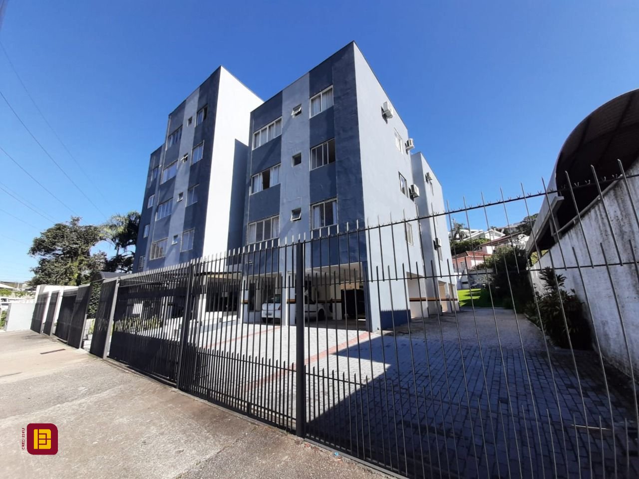 Apartamento com 62m², 2 quartos, 1 garagem, no bairro Roçado em São José