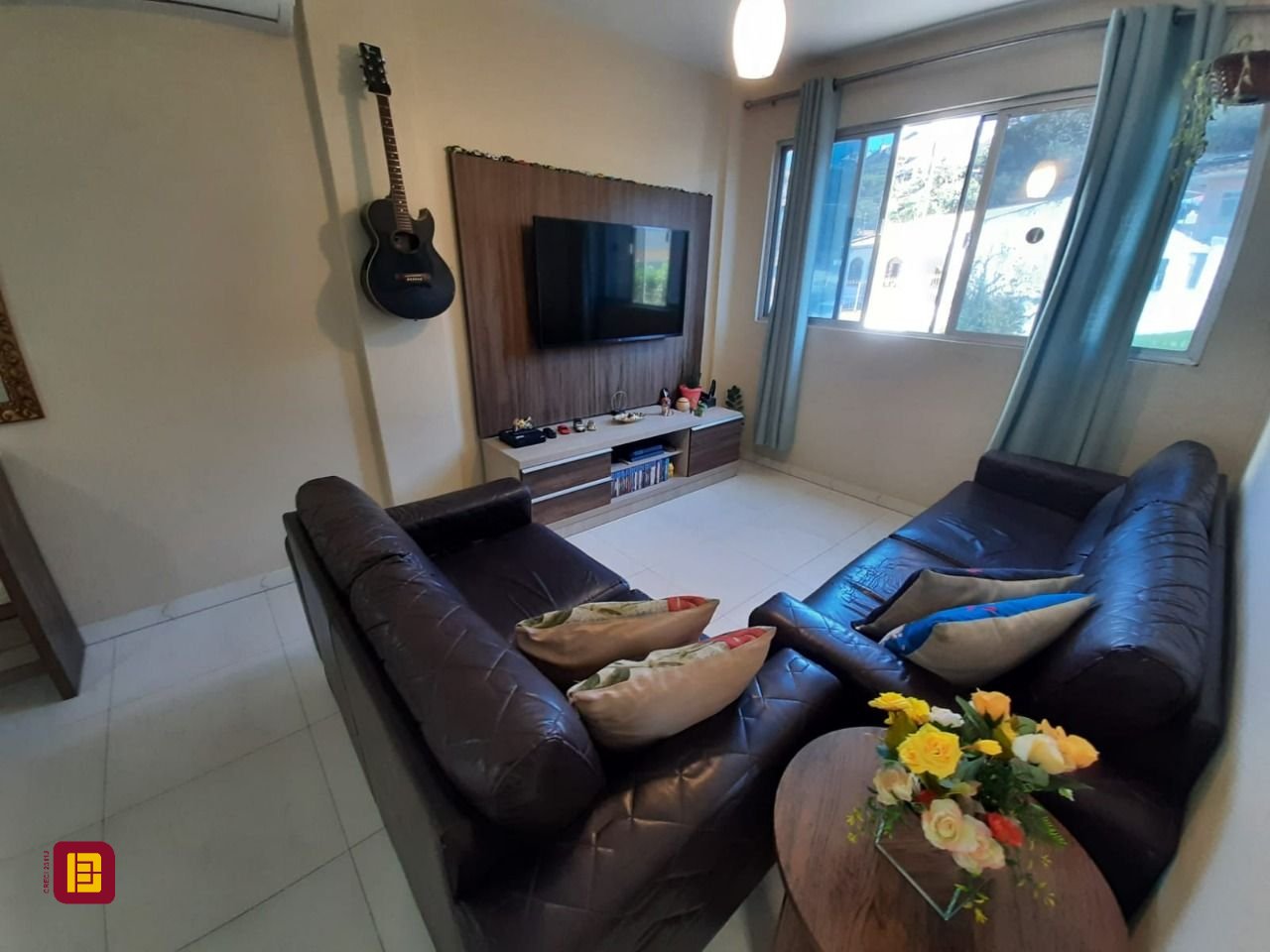 Apartamento com 62m², 2 quartos, 1 garagem, no bairro Roçado em São José