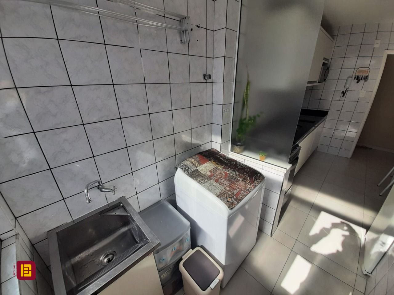 Apartamento com 62m², 2 quartos, 1 garagem, no bairro Roçado em São José
