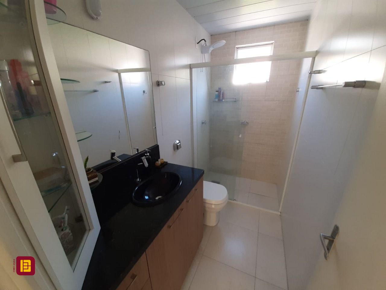 Apartamento com 62m², 2 quartos, 1 garagem, no bairro Roçado em São José