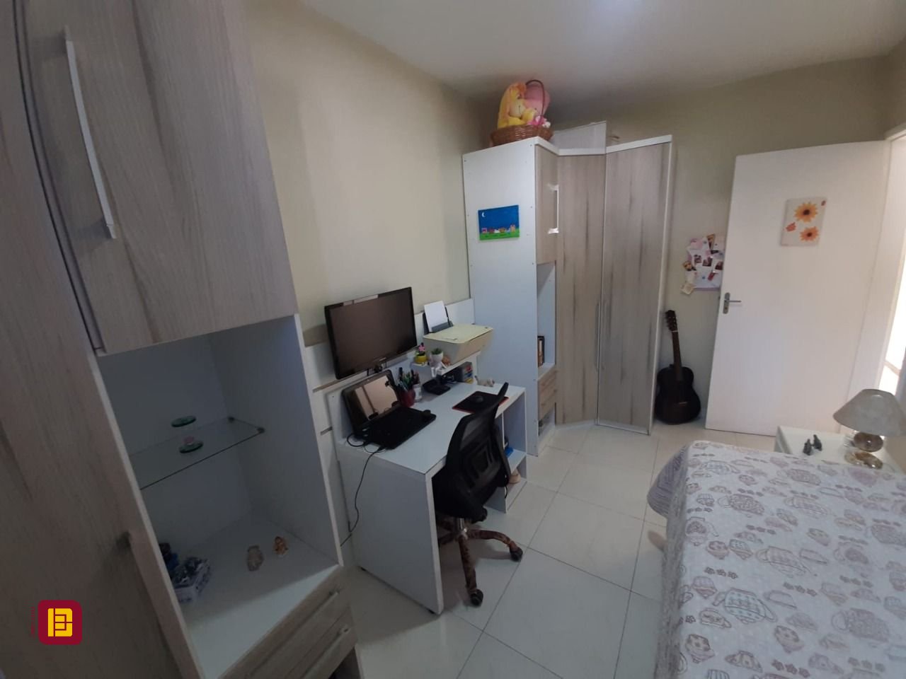 Apartamento com 62m², 2 quartos, 1 garagem, no bairro Roçado em São José