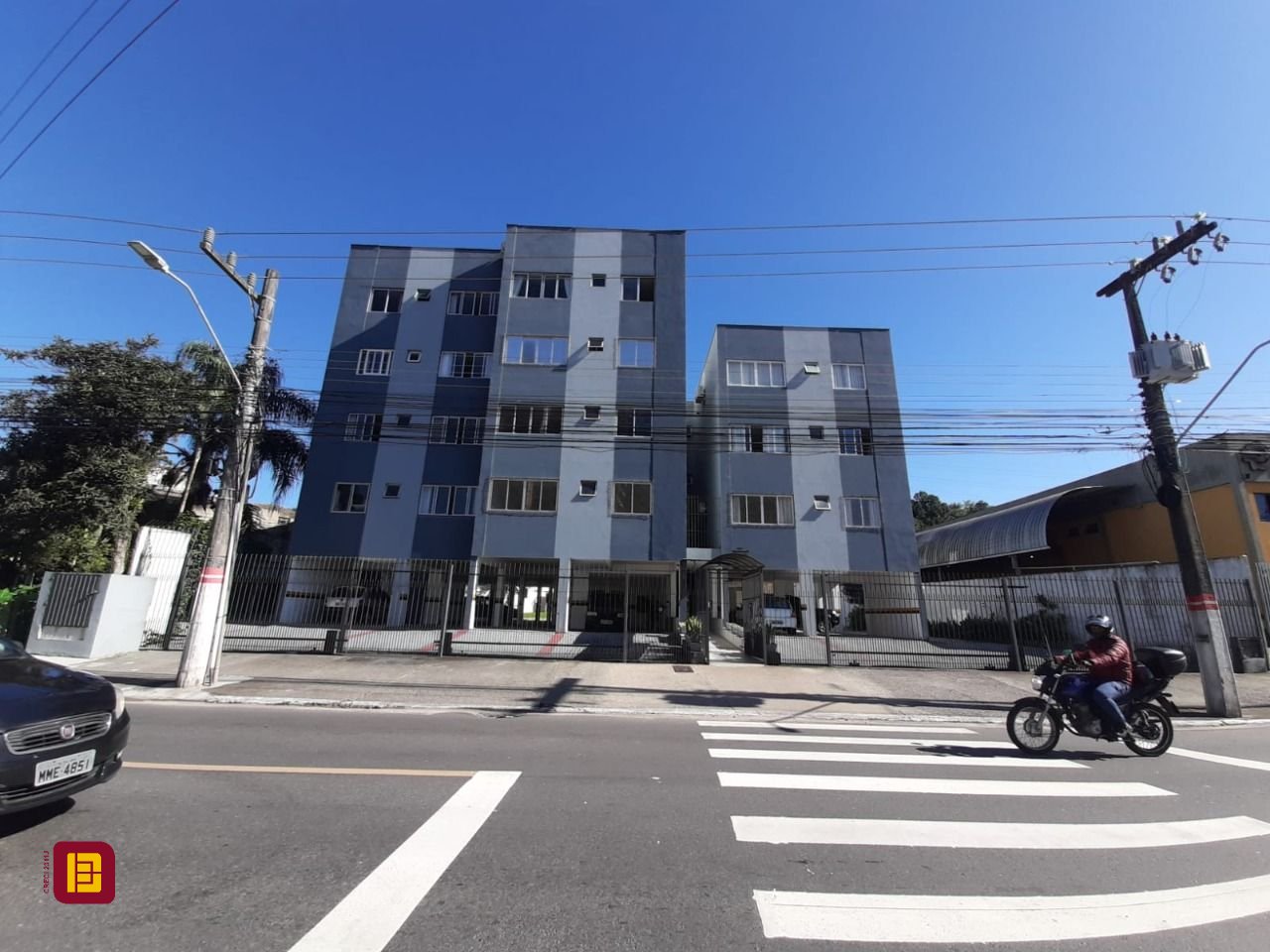 Apartamento com 62m², 2 quartos, 1 garagem, no bairro Roçado em São José