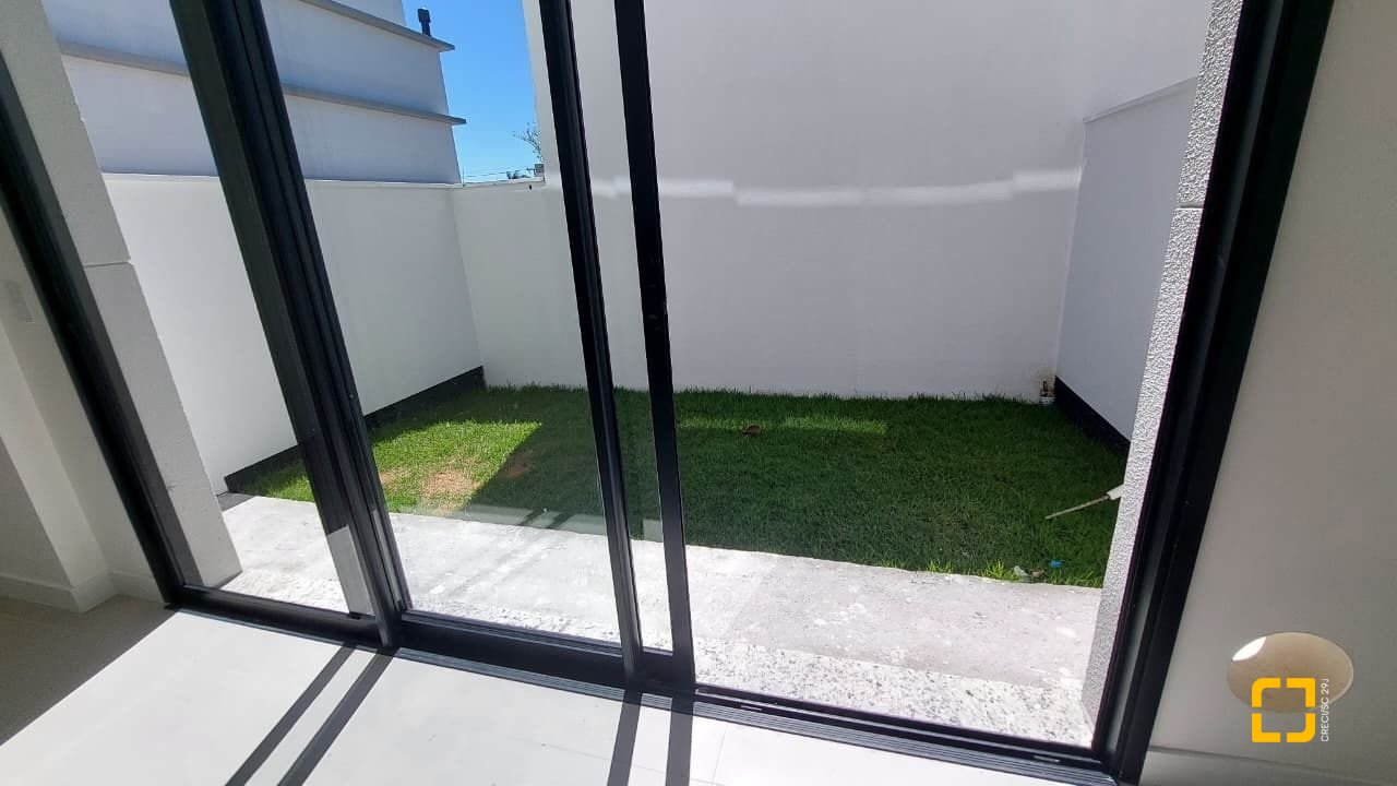 Studio com 37m², 1 quarto, 1 garagem, no bairro Ribeirão da Ilha em Florianópolis
