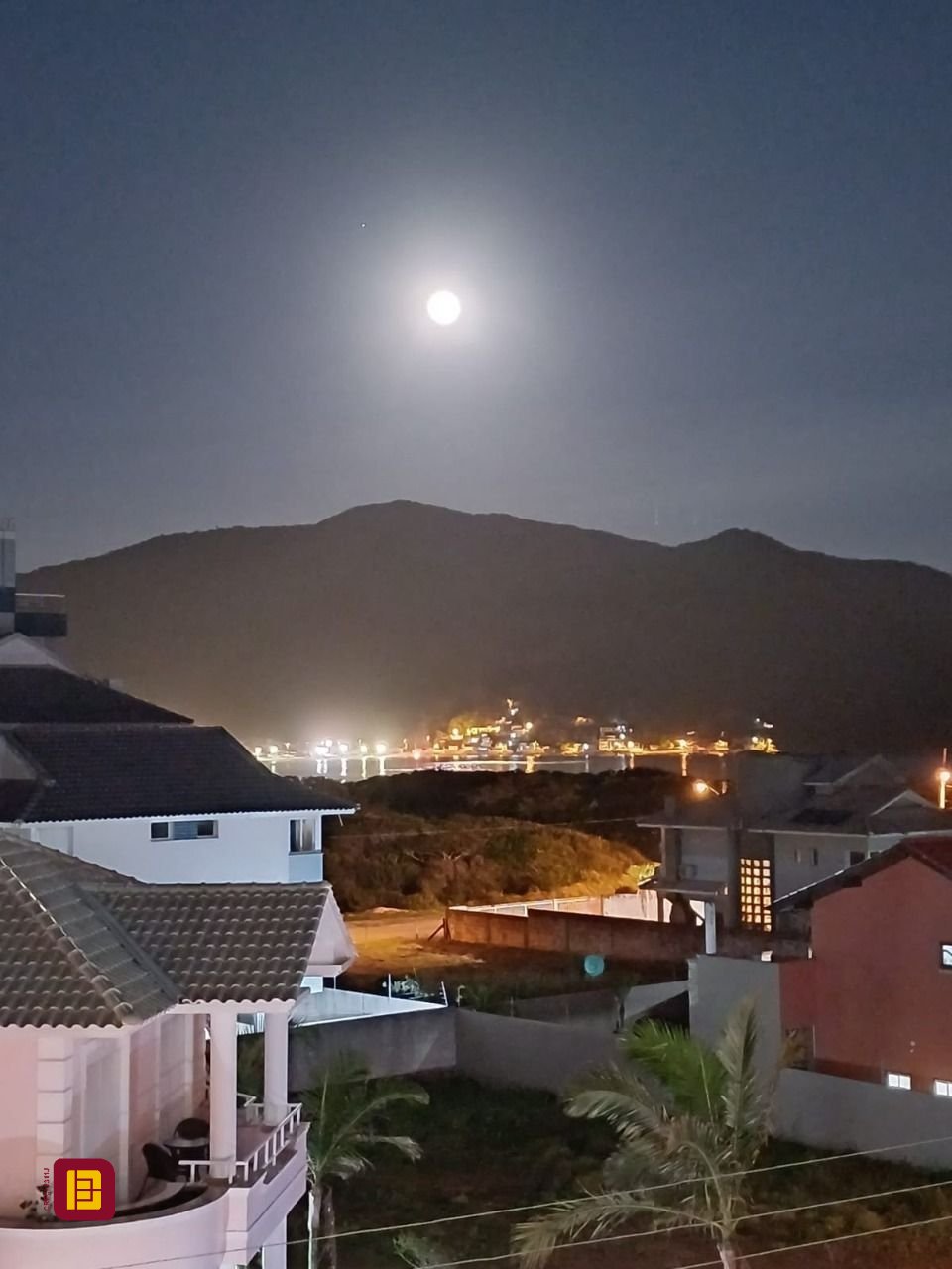 Cobertura com 237m², 3 quartos (sendo 3 suítes), 1 garagem, no bairro Açores em Florianópolis