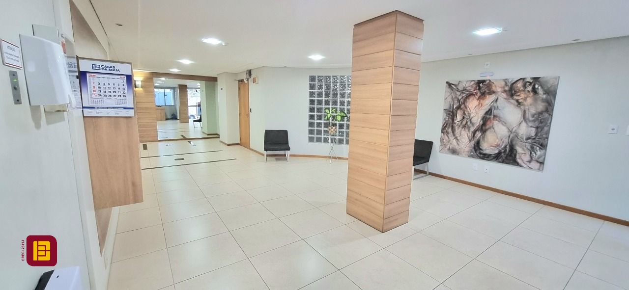Apartamento com 93m², 2 quartos, 2 garagens, no bairro Trindade em Florianópolis