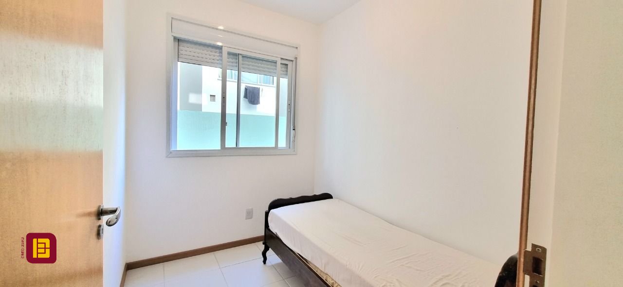 Apartamento com 93m², 2 quartos, 2 garagens, no bairro Trindade em Florianópolis