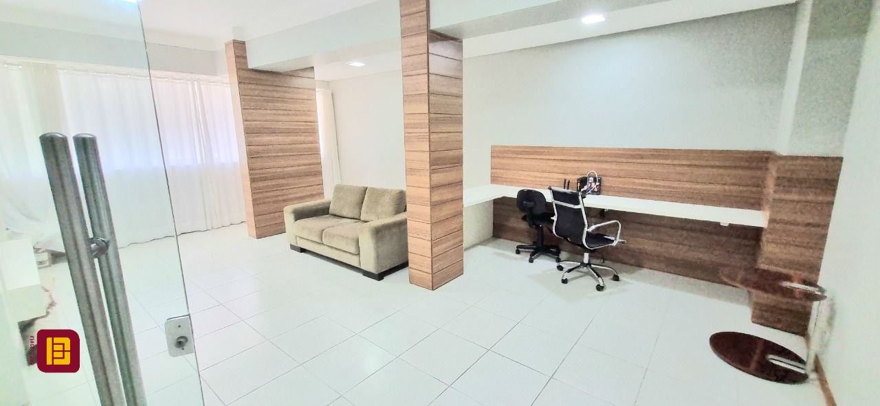 Apartamento com 93m², 2 quartos, 2 garagens, no bairro Trindade em Florianópolis