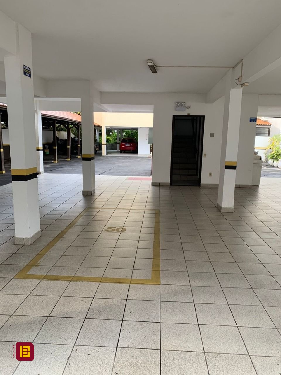 Apartamento com 80m², 4 quartos (sendo 1 suíte), 2 garagens, no bairro Praia Brava em Florianópolis