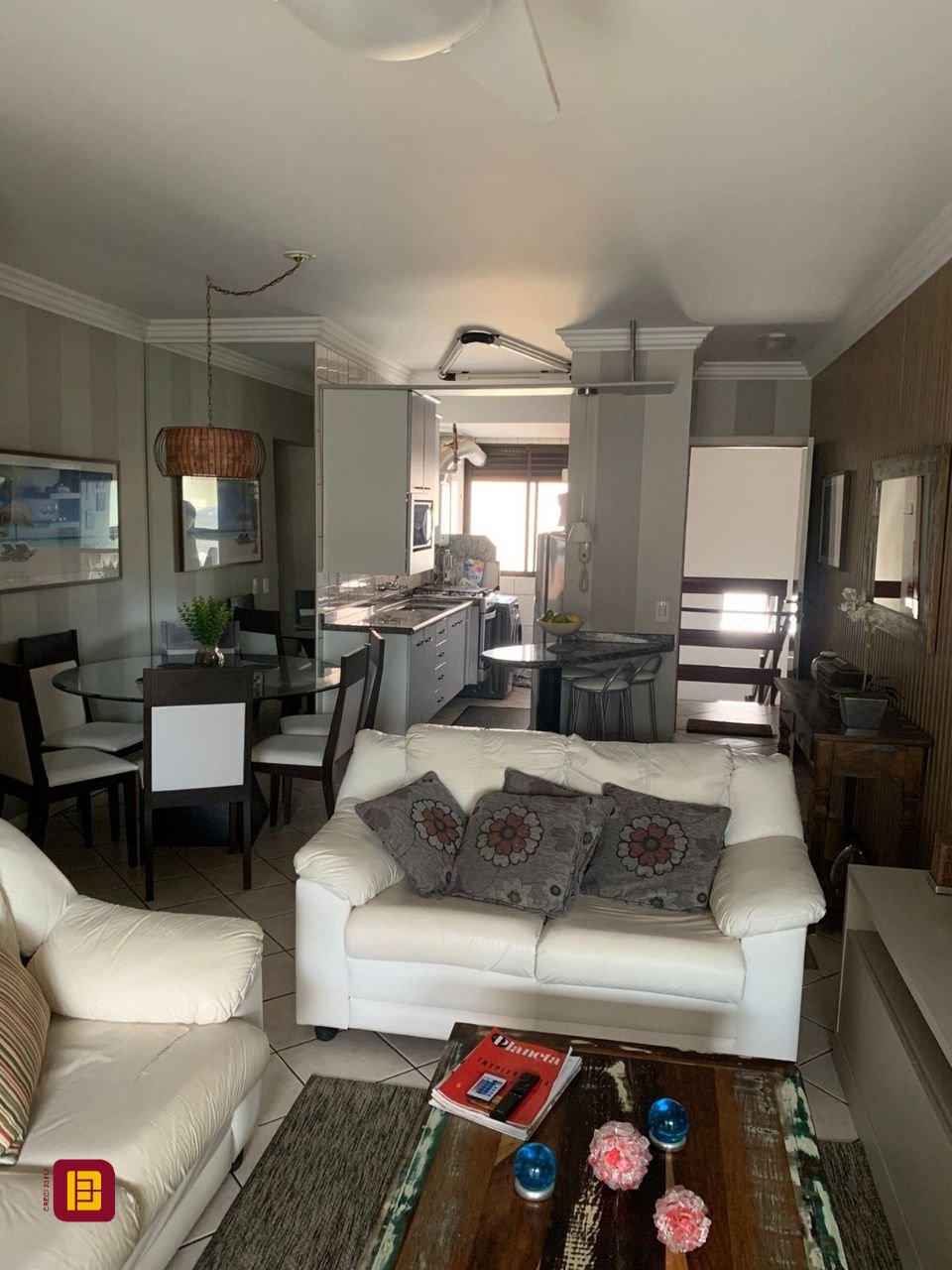 Apartamento com 80m², 4 quartos (sendo 1 suíte), 2 garagens, no bairro Praia Brava em Florianópolis